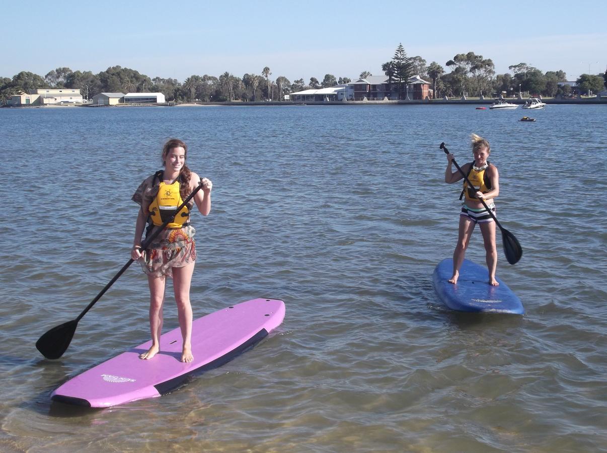 Хостел Dolphin Retreat Bunbury Yha Экстерьер фото