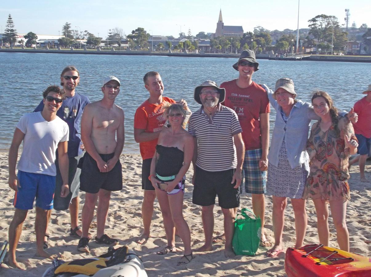 Хостел Dolphin Retreat Bunbury Yha Экстерьер фото